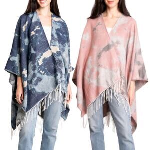 NWT Comfyluxe Soft Cozy Wrap Abstract Print Fringe Trim Ruana Poncho Shawl